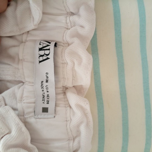 Zara white jeans size 36 like new, fits small and medium
