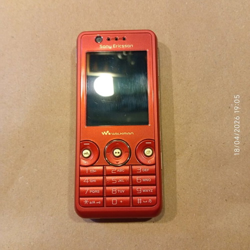 Sony Ericsson W660i used, not charging or powering on, with battery