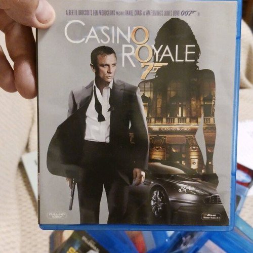 Blue Ray James Bond Casino Royale used in excellent condition