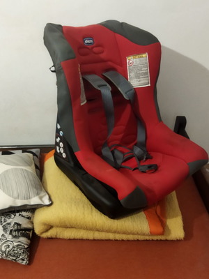 Παιδικό κάθισμα Chicco 0-18kg μεταχειρισμένο, κόκκινο χρώμα