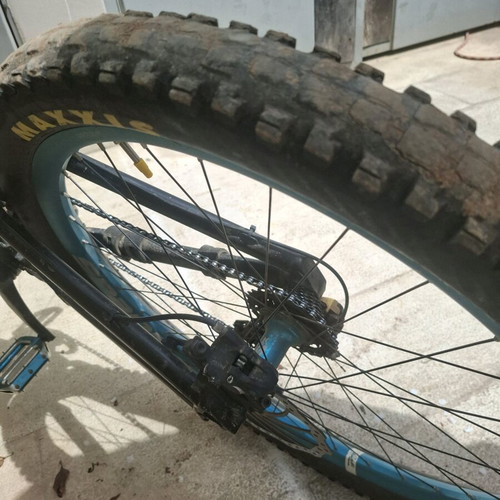 MTB Downhill Custom Commencal Furious Special Project with FoxFactory Kashima