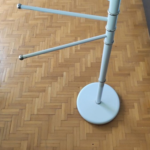 Freestanding Bathroom Towel Rack used with three rotating arms 35cm