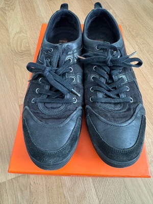 Hugo Boss Orodos sneakers size 42 used, black