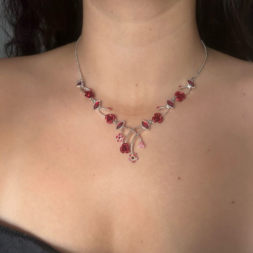 Necklace and Earrings Set with Red Roses new