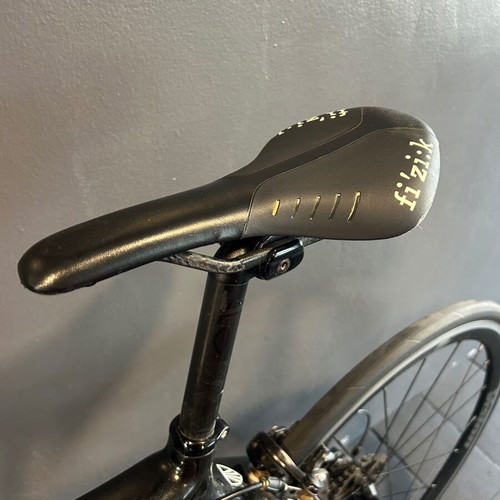 Trek Madone 4.5 road bike used with powermeter and Garmin