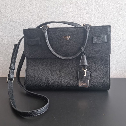 Guess shoulder handbag black used with detachable strap