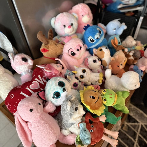 Plush toys used, large collection for kids and collectors