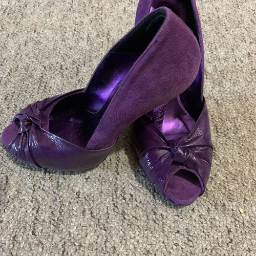 Bruni purple pumps like new, size 37