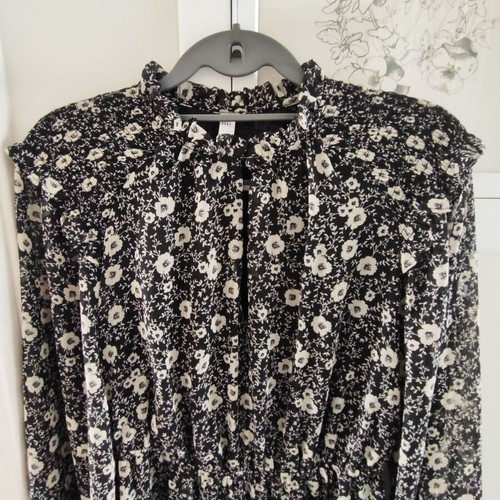 Mango midi dress new with waist elastic and honeycomb pattern