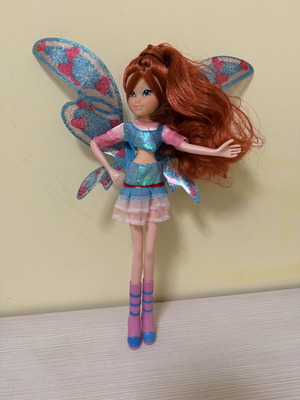 Winx Club Bloom Believix doll like new