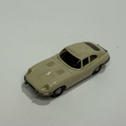 Wiking 1970 Jaguar E Type used in excellent condition