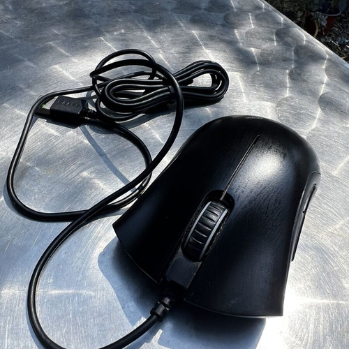Razer DeathAdder Essential gaming mouse like new