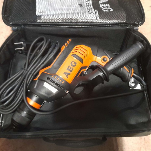 AEG 705W SBE 705 RE hammer drill with carrying case new
