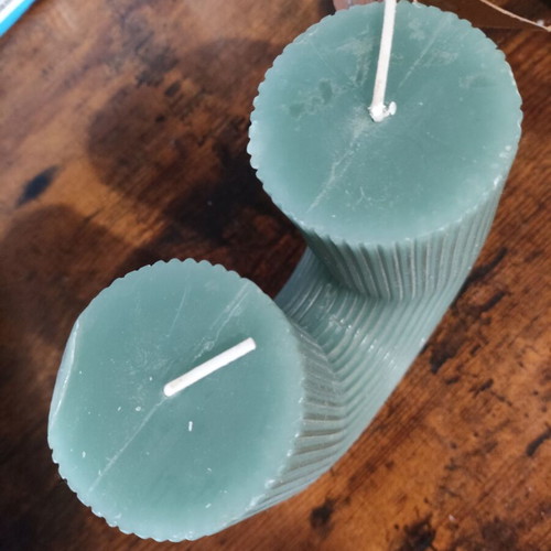 Candle with double wick new, unscented