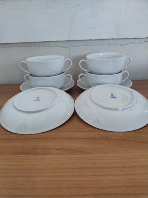 A.K.Kaizer Germany set of 4 luxury porcelain consommé bowls like new