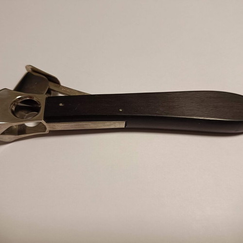 Donatus cigar cutter like new, Solingen Germany, 15cm, 2 round 1 V cut
