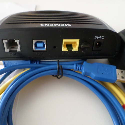 Adsl 2+ router Siemens cl-110 like new, wired