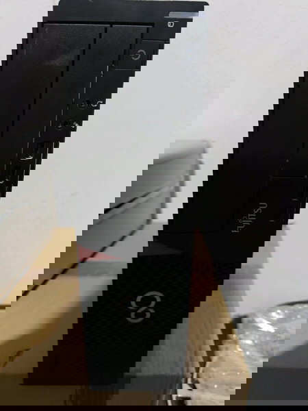 Fujitsu e920 i3