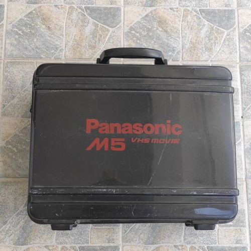 Panasonic Videocamera M5 VHS Like New