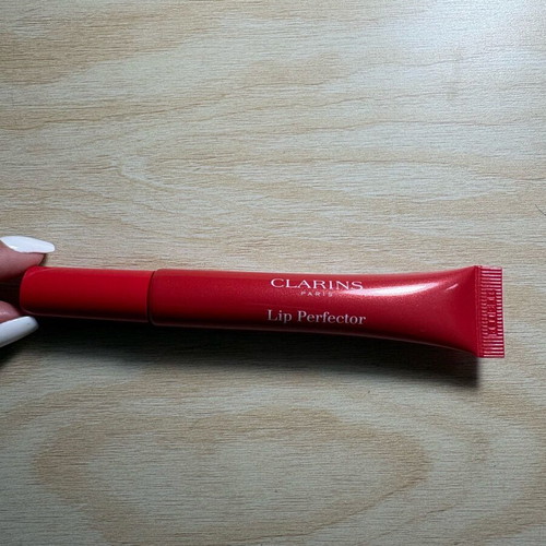 Lip Perfector shade 23 new