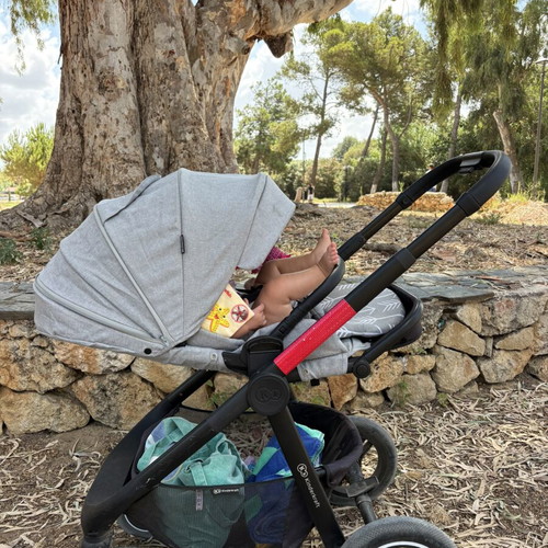 Kinderkraft 2 in 1 stroller with bamboo mattress cover