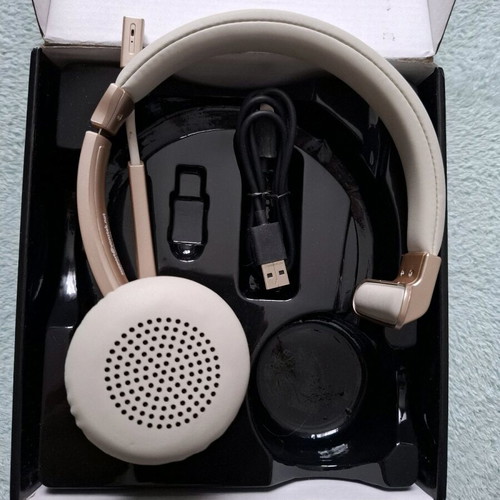 Vonztek wireless headset with charging base and microphone like new
