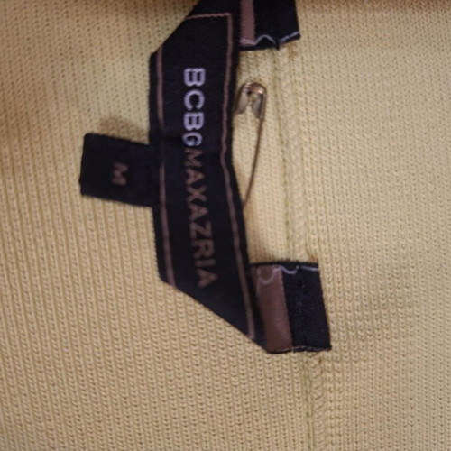 BCBG Maxazria yellow fitted skirt like new, size M