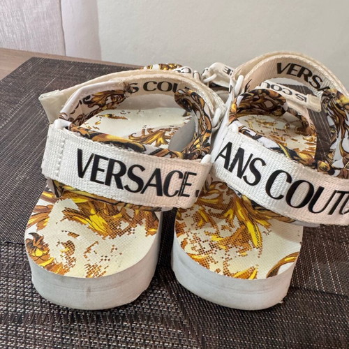 Sandals Versace Jeans Couture used, size 37