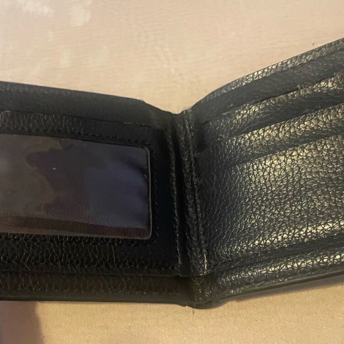 Leather wallet used with many compartments and slim design
