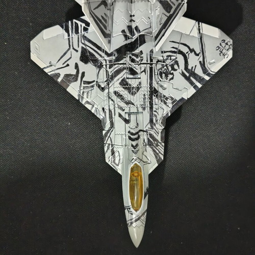 Transformers Studio Series Starscream Voyager Class figure