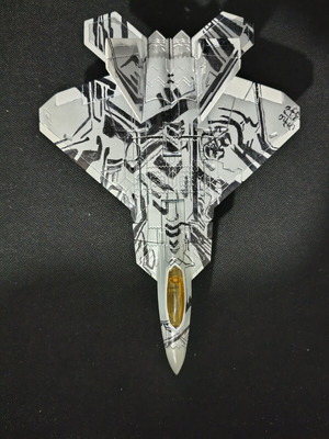 Transformers Studio Series Starscream Voyager Class figure