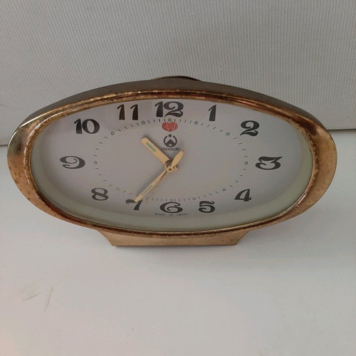 Tresure vintage clock used, wind-up from the 1960s