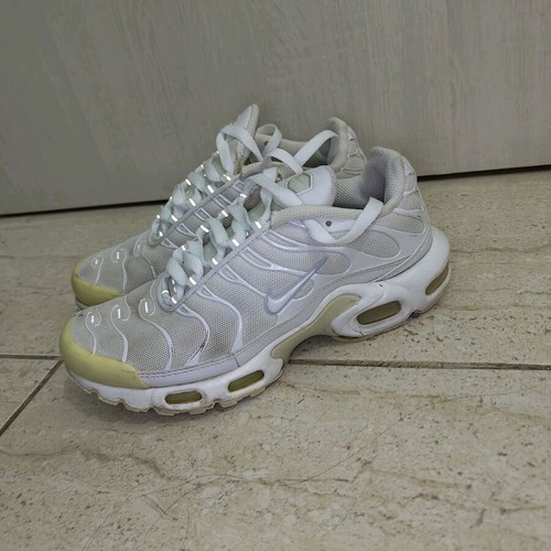 Air Max Plus used Nike athletic shoes size 38 white