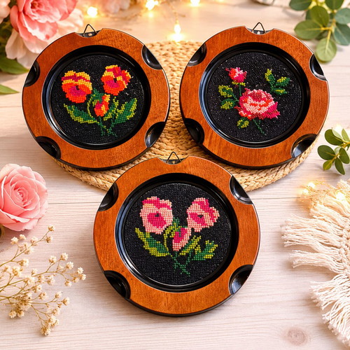 Vintage handmade embroidery cross-stitch with wooden frame, 14 cm, used