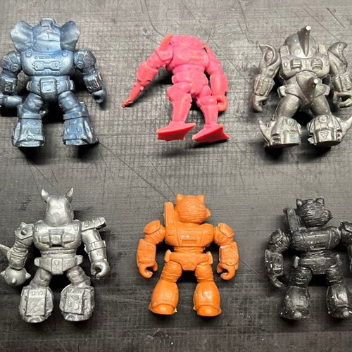 Teratomachoi figures, pack of 20