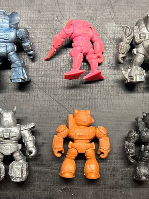Teratomachoi figures, pack of 20