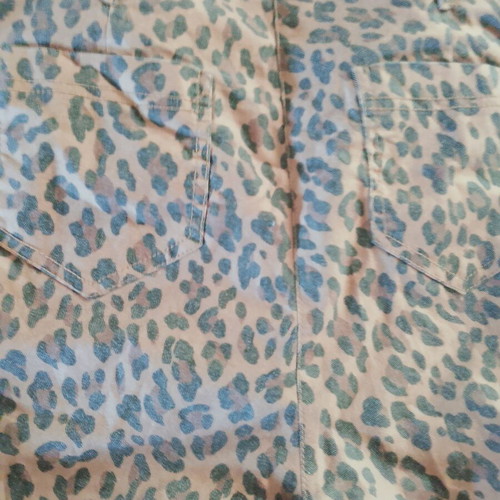 Leopard pants large fitted like new, beige and brown