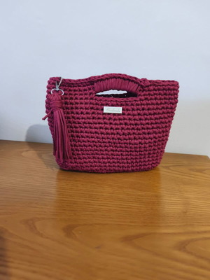 Burgundy Handbag handmade, like new, woven, 30x20 cm