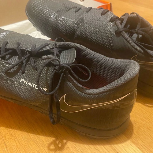 Nike Phantom men's football shoes used, size 42, black