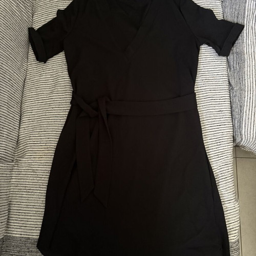Zara black dress with belt size small like new