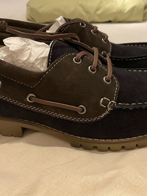 Zara boatshoes moccasins new, suede navy blue and khaki size 43