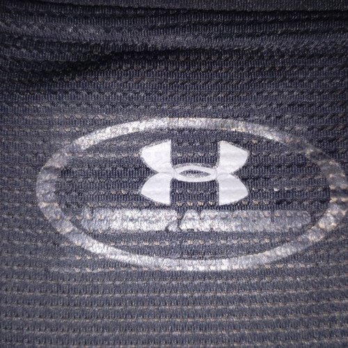 Under Armour Heat Gear men's sports t-shirt used, size M, black