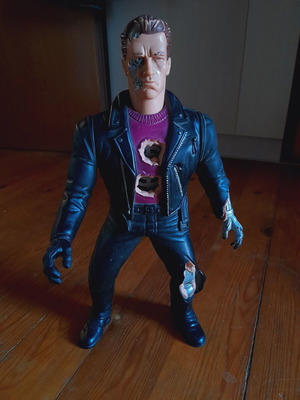 Kenner Terminator 2 action figure used, 35 cm, sound works