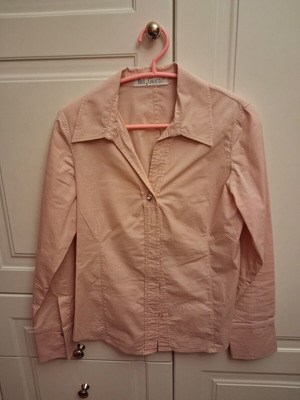 Shirt size S like new
