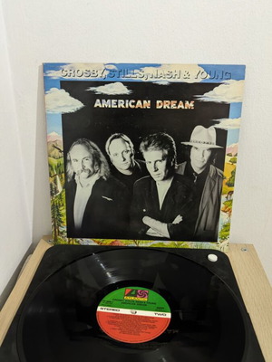 LP Crosby, Stills, Nash & Young American Dream used, country