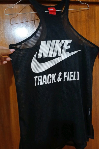 nike тениска като нова M