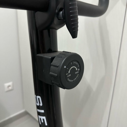 Fitness equipment like new with magnetic system and LCD display