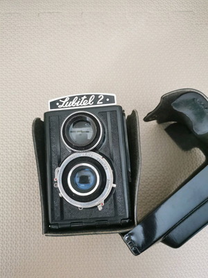 Lubitel 2 camera used with damages and broken base