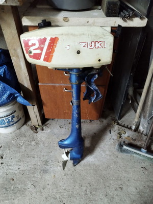 Suzuki 2HP 2-Stroke Outboard Motor used