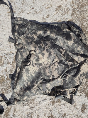 US Army Roll Top Kit Bag UCP camo, like new